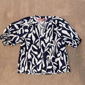 THML navy and white top